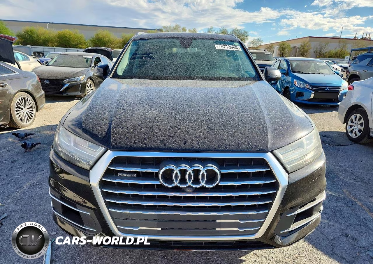2017 Audi Q7 Premium Plus VIN:WA1LAAF79HD000453 - 5