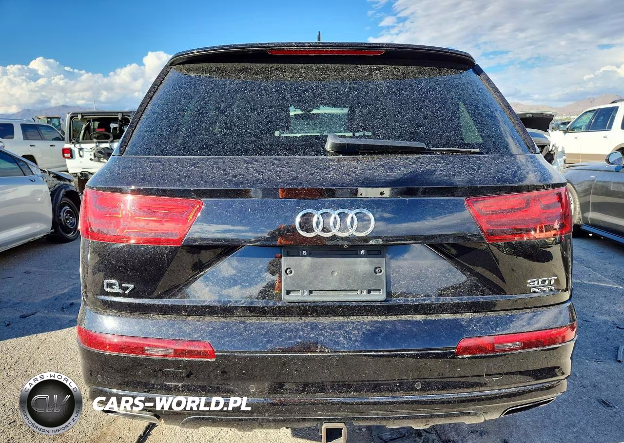 2017 Audi Q7 Premium Plus VIN:WA1LAAF79HD000453 - 6