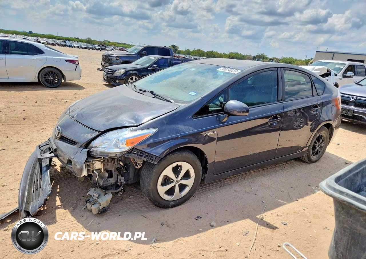 2013 Toyota Prius Two