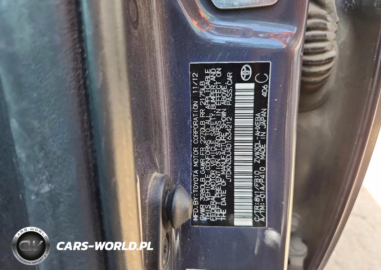 2013 Toyota Prius Two VIN:JTDKN3DU4D1634212 - 12