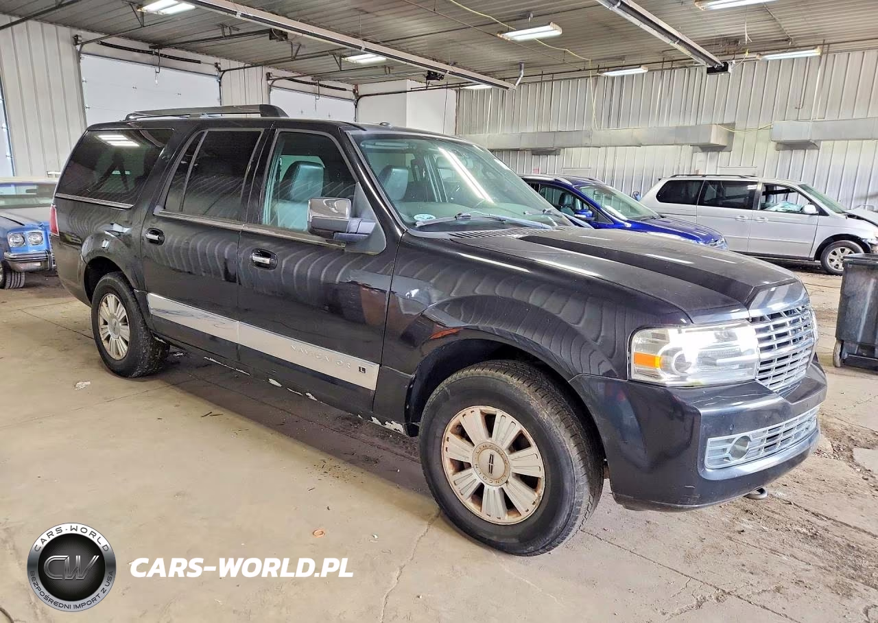 2011 Lincoln Navigator L VIN:5LMJJ3J56BEJ05735 - 4