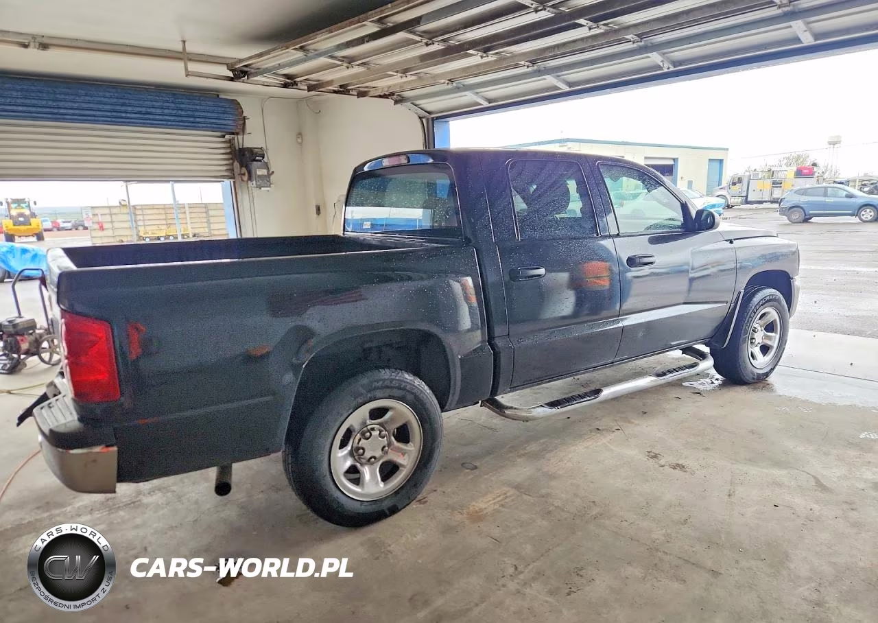 2008 Dodge Dakota Sxt VIN:1D3HE38K28S552845 - 3