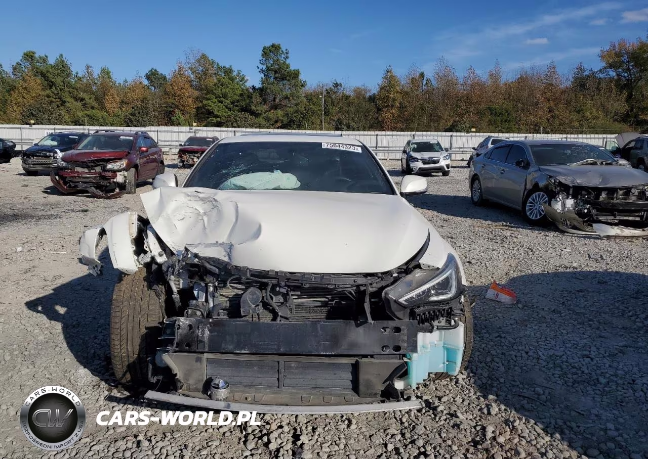 2017 Infiniti Q60 3.0T Premium VIN:JN1EV7EL0HM553855 - 5