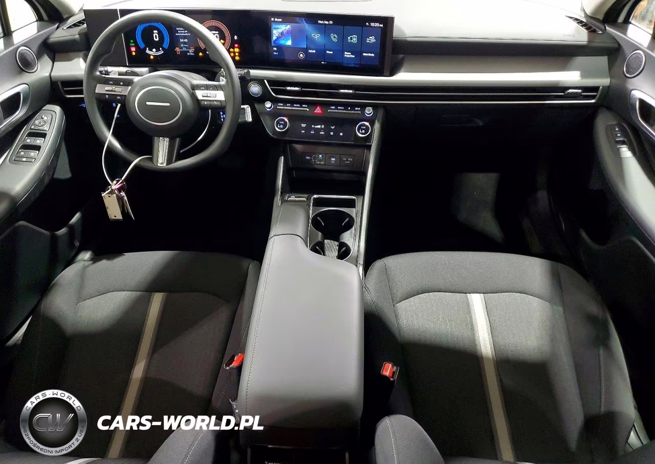 2026 Hyundai Sonata Hybrid Blue VIN:KMHL24JJXTA180913 - 8
