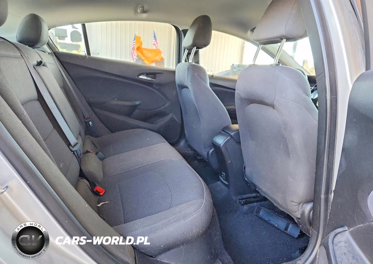 2019 Chevrolet Cruze Lt VIN:3G1BE6SM8KS538236 - 10