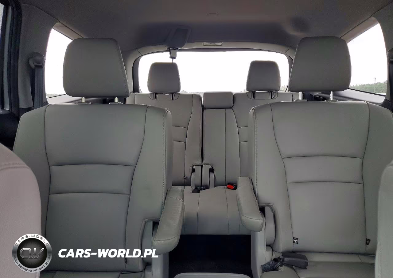2020 Honda Pilot Touring VIN:5FNYF5H65LB006034 - 10
