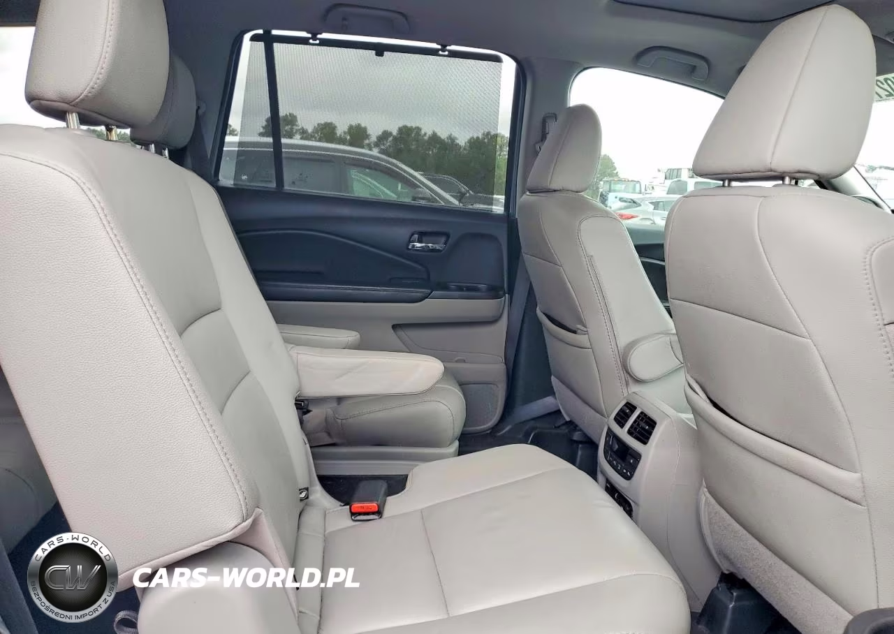 2020 Honda Pilot Touring VIN:5FNYF5H65LB006034 - 11
