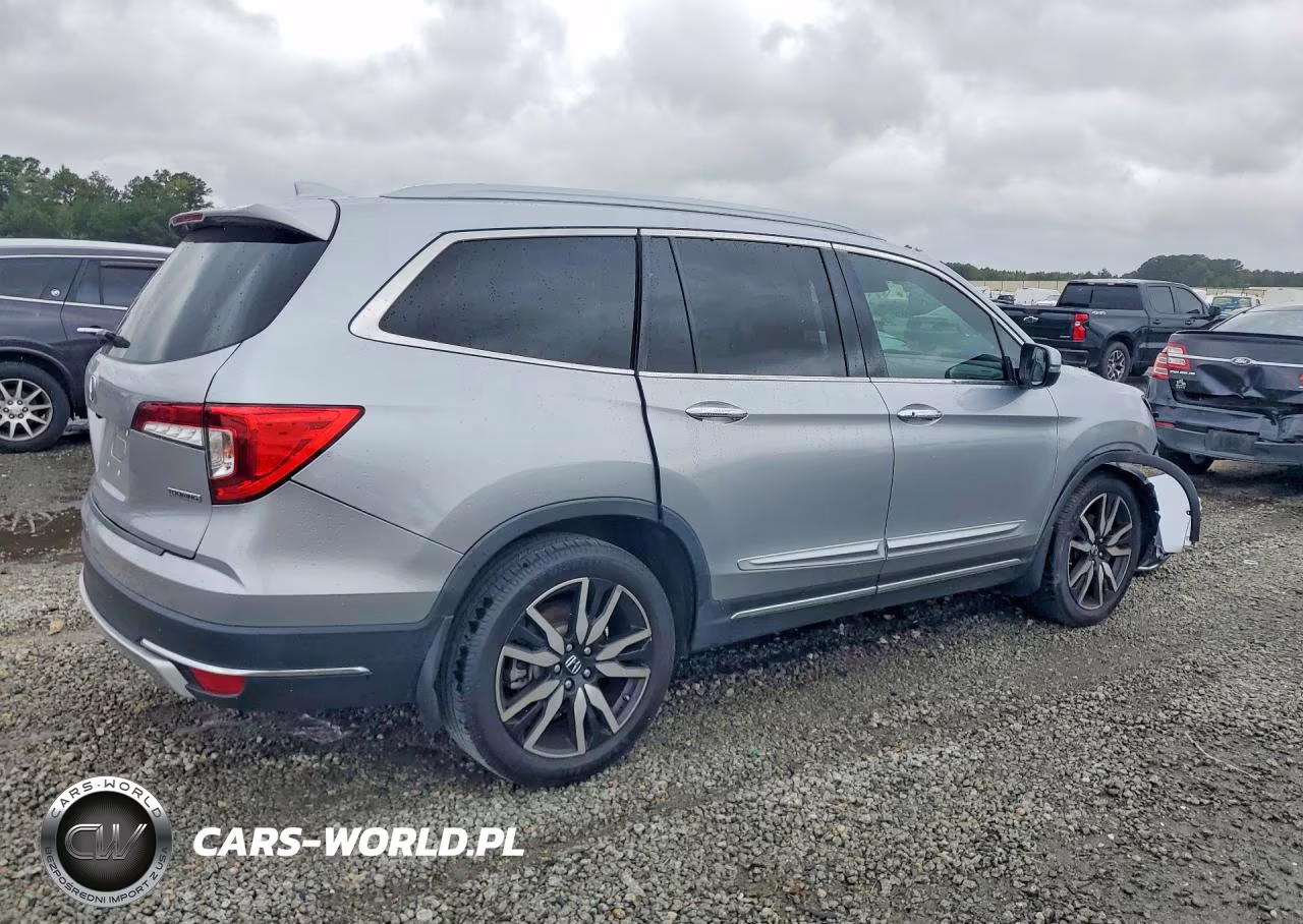 2020 Honda Pilot Touring VIN:5FNYF5H65LB006034 - 3