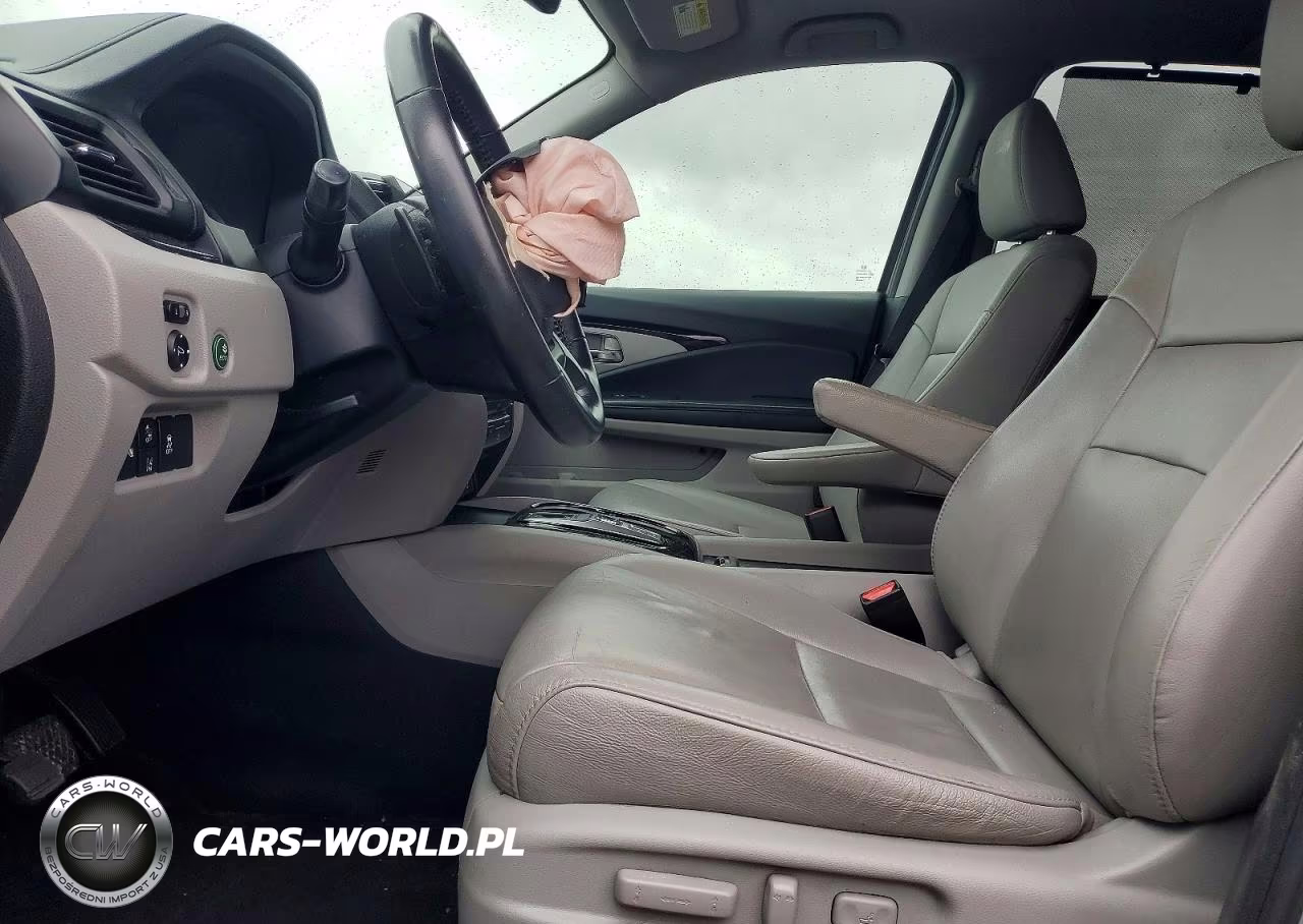 2020 Honda Pilot Touring VIN:5FNYF5H65LB006034 - 7