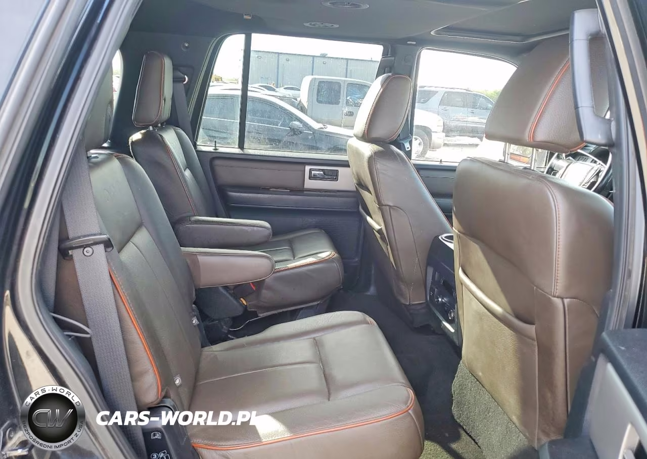 2015 Ford Expedition Xlt VIN:1FMJU1JT5FEF33590 - 11