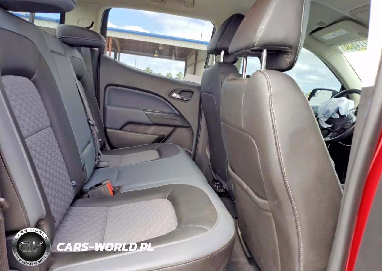 2019 Chevrolet Colorado Z71 VIN:1GCGSDEN0K1343876 - 10
