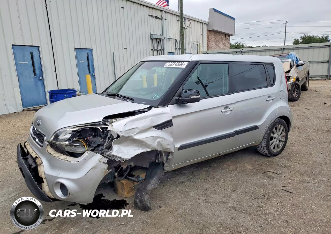 2013 Kia Soul +