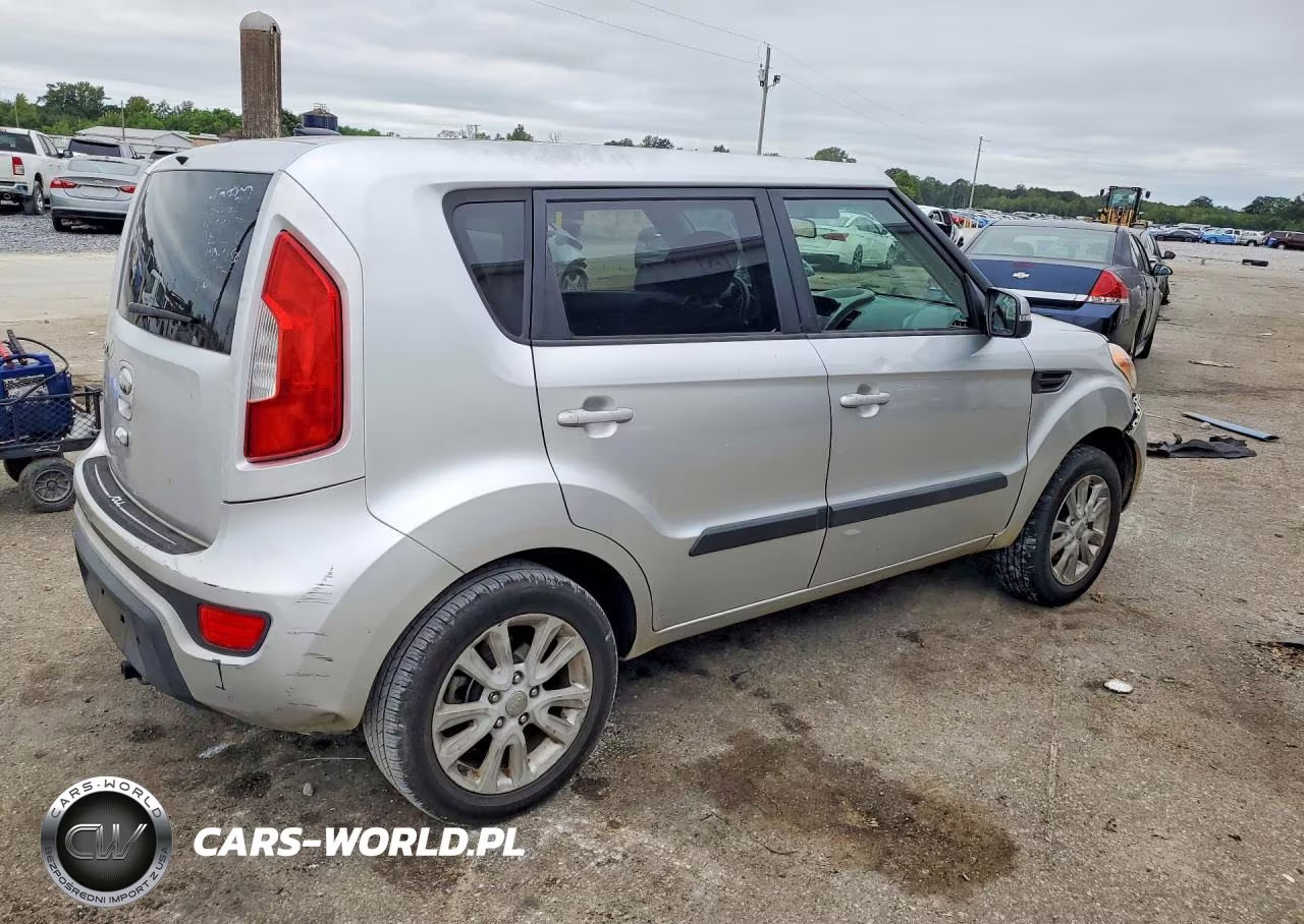 2013 Kia Soul + VIN:KNDJT2A69D7587712 - 3