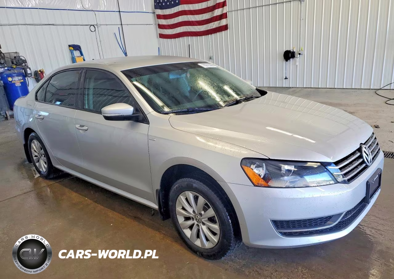 2014 Volkswagen Passat S VIN:1VWAT7A37EC111189 - 4
