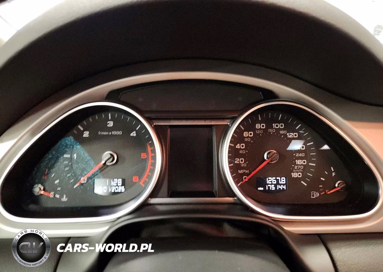 2015 Audi Q7 Tdi Premium VIN:WA1CMAFE3FD000998 - 9