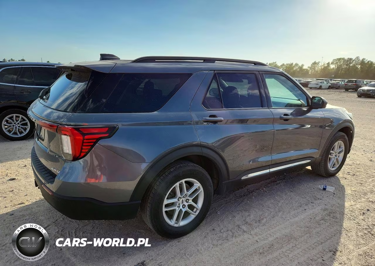 2025 Ford Explorer Active VIN:1FMUK8DH9SGA21204 - 3