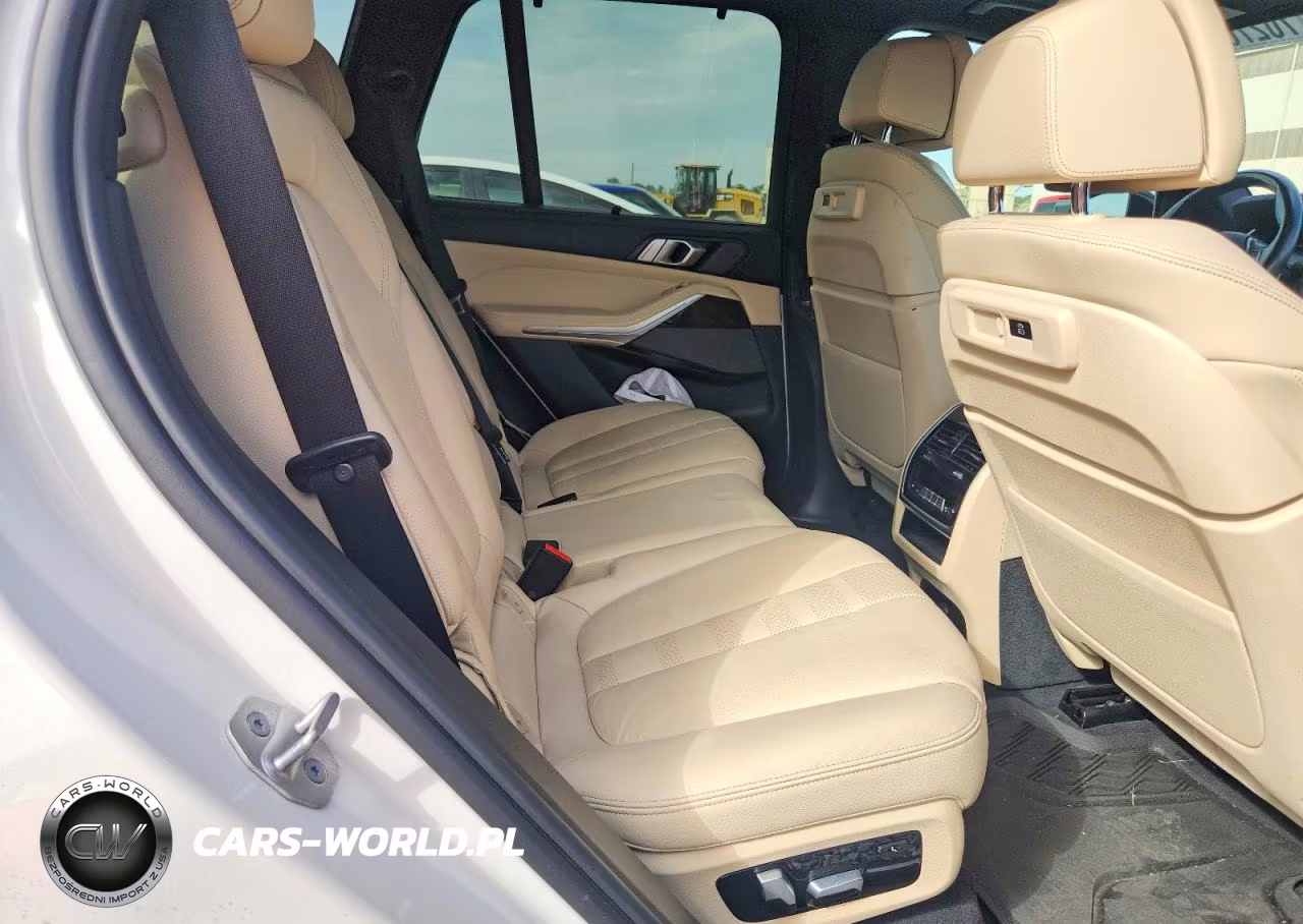 2021 BMW X4 4D 4Wd VIN:5UXCR6C00M9E36027 - 10