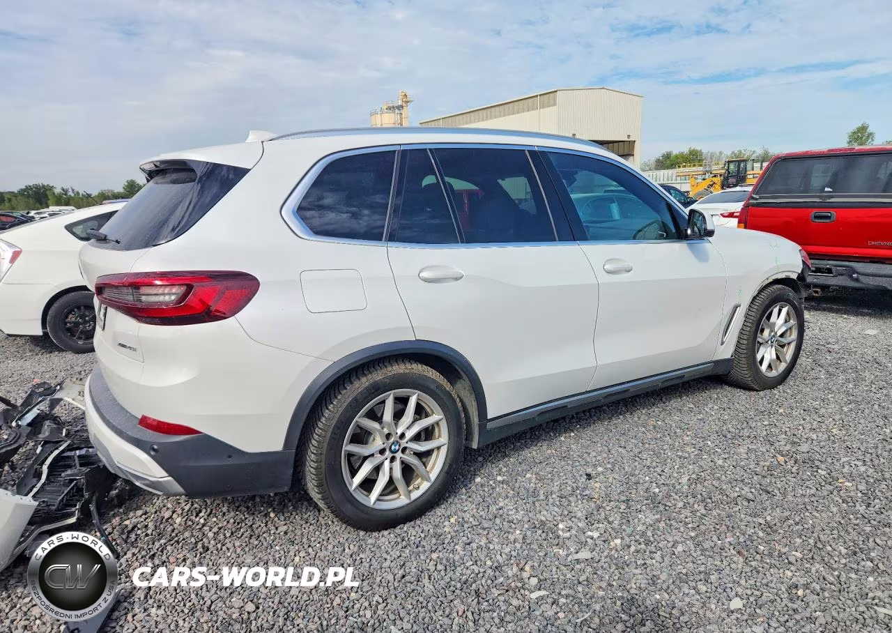 2021 BMW X4 4D 4Wd VIN:5UXCR6C00M9E36027 - 3