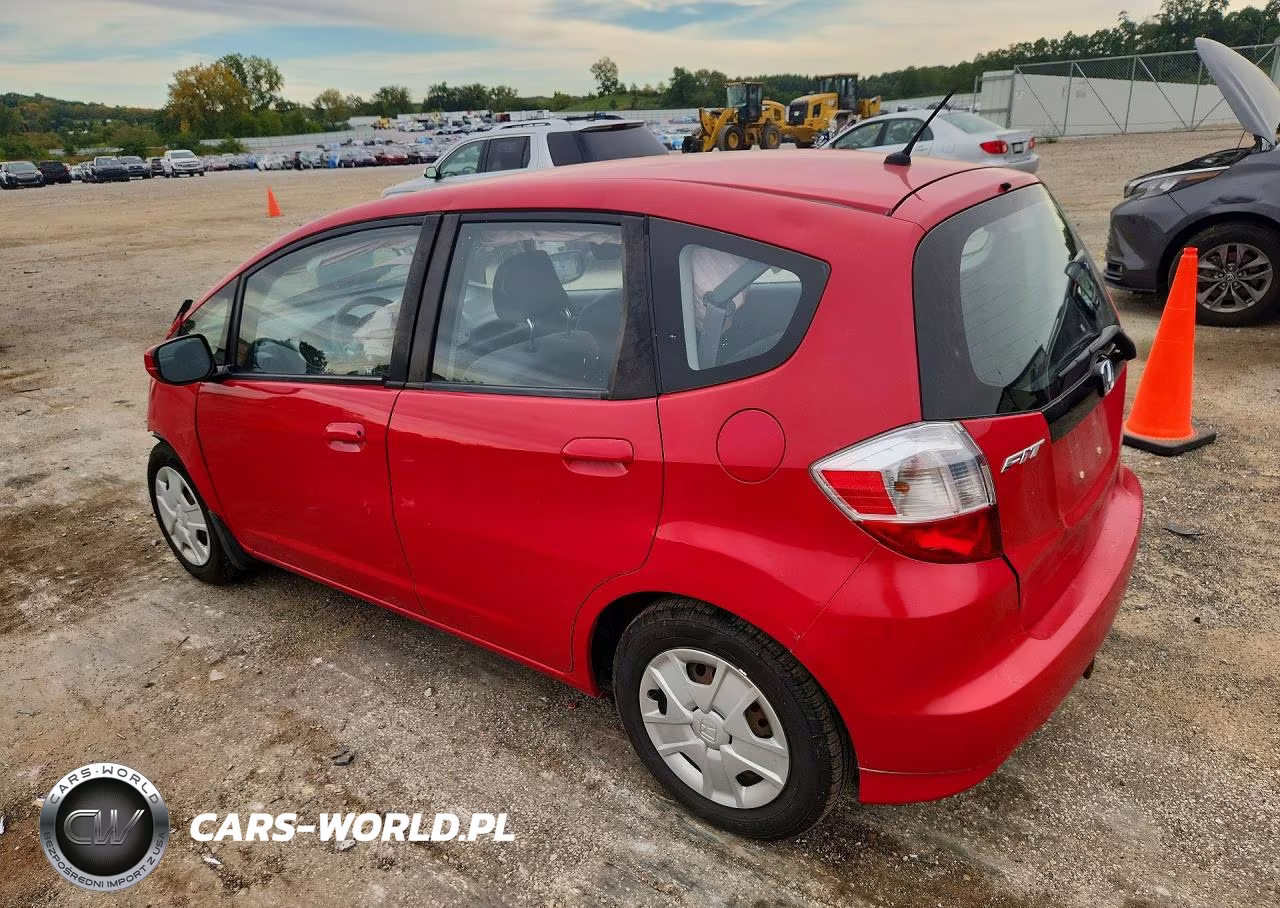 2013 Honda Fit VIN:JHMGE8H33DC024972 - 2