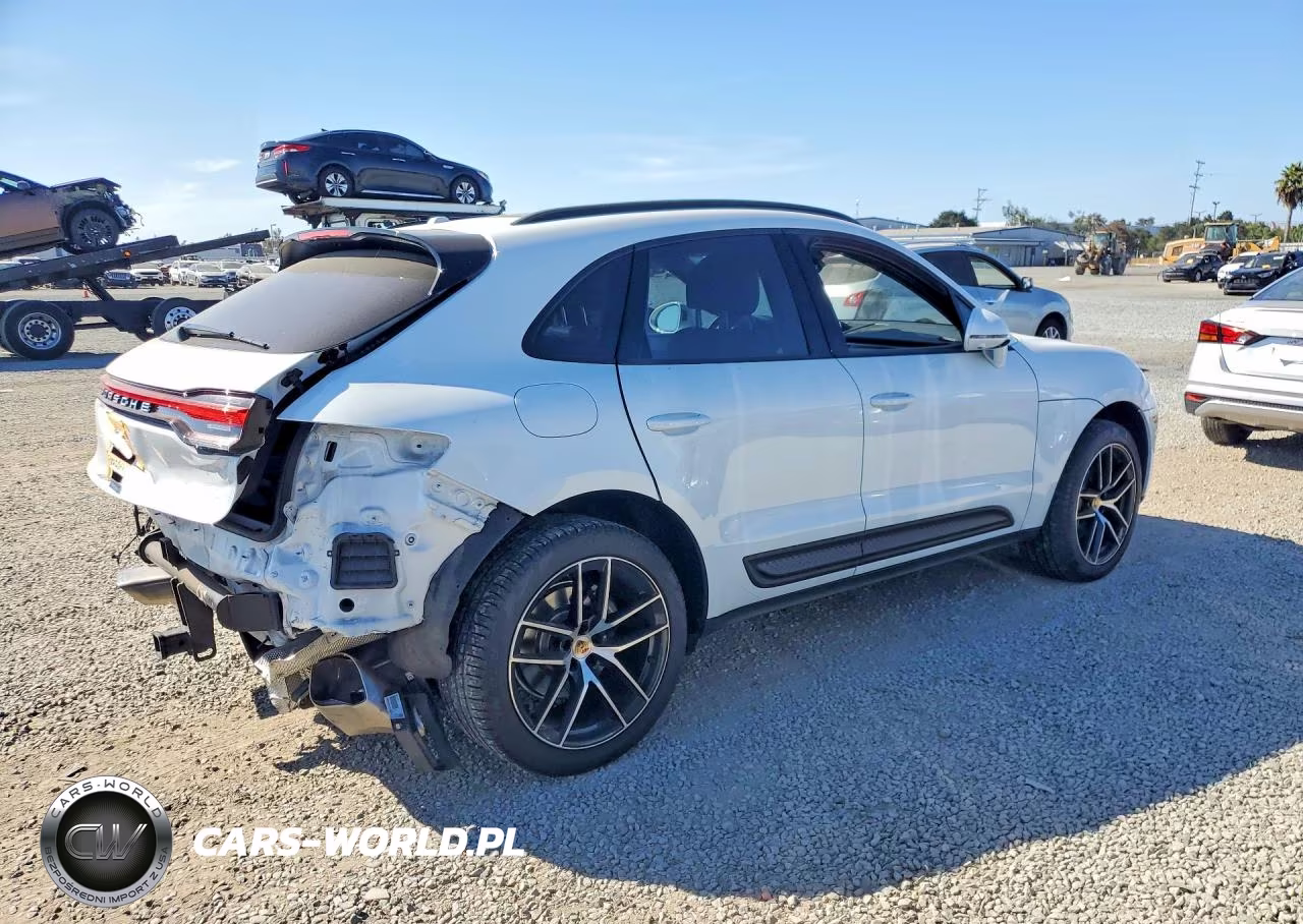 2024 Porsche Macan Base VIN:WP1AA2A52RLB18505 - 3
