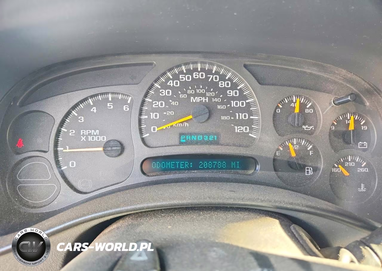 2004 Chevrolet Suburban C1500 VIN:3GNEC16Z84G142601 - 9