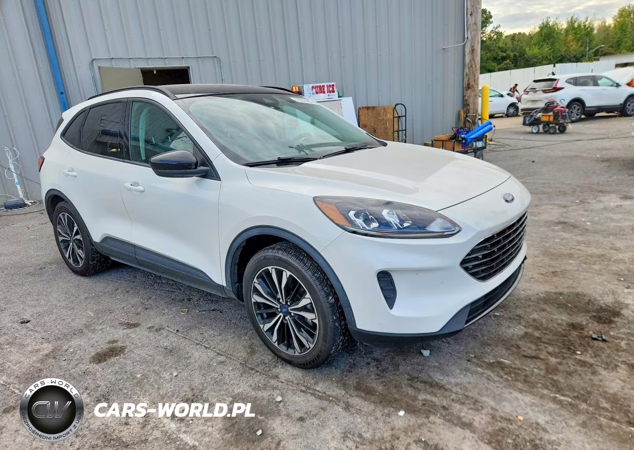 2021 Ford Escape Se VIN:1FMCU0G66MUA09582 - 4