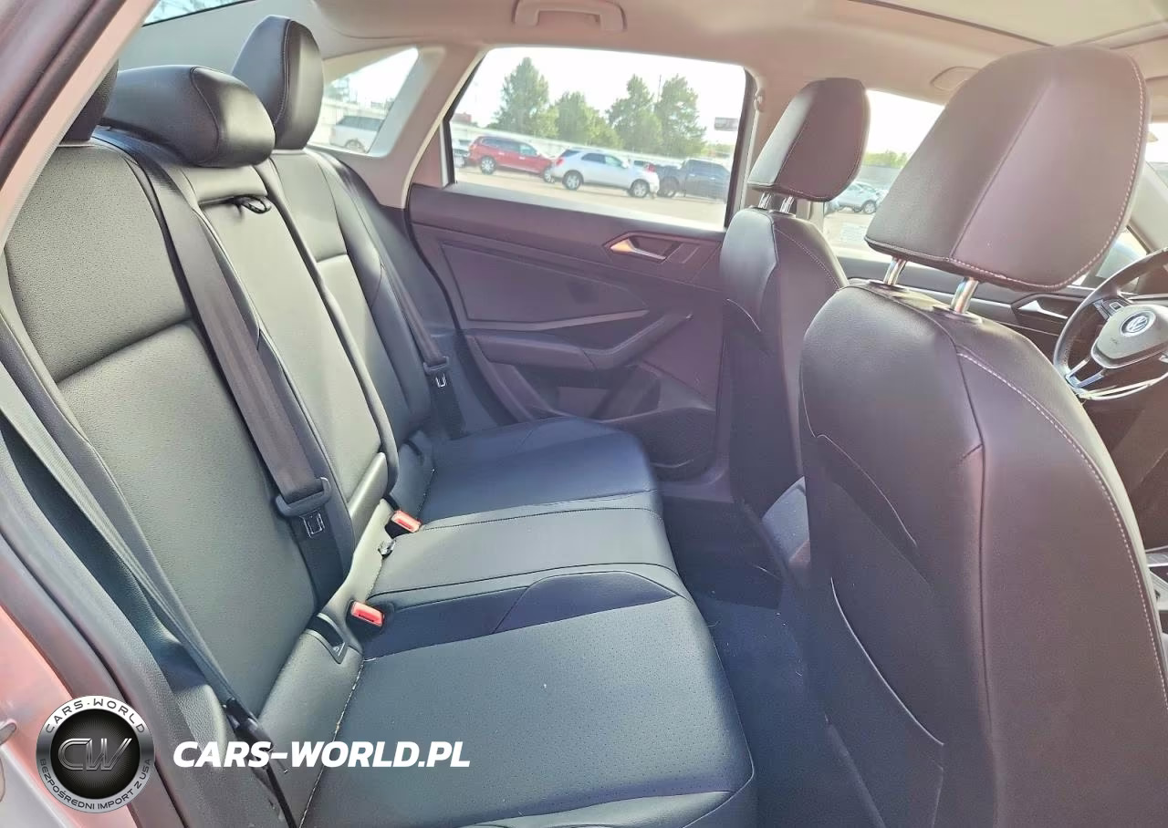 2019 Volkswagen Jetta S VIN:3VWC57BU6KM243591 - 10