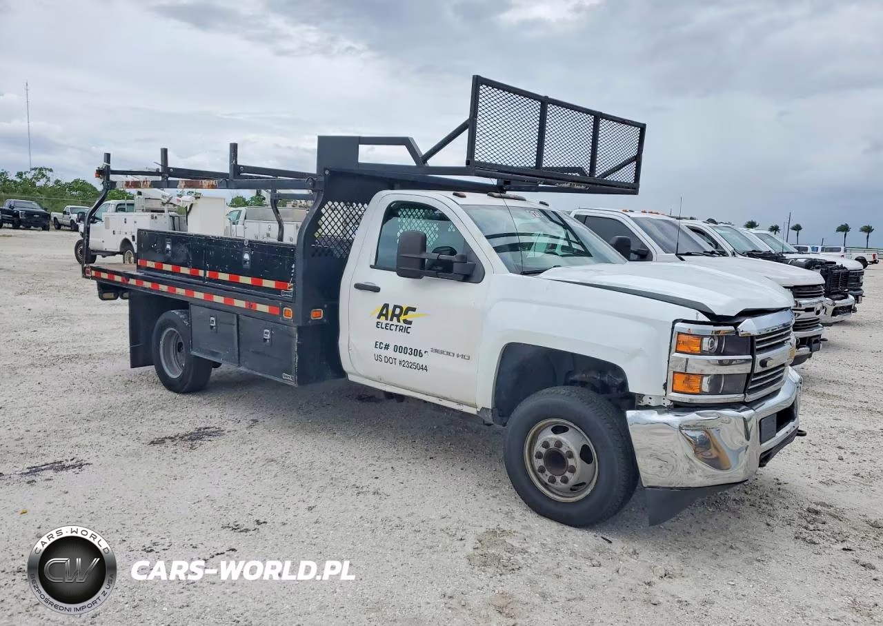 2017 Chevrolet Silverado C3500 VIN:1GB3CYCG1HF247830 - 4