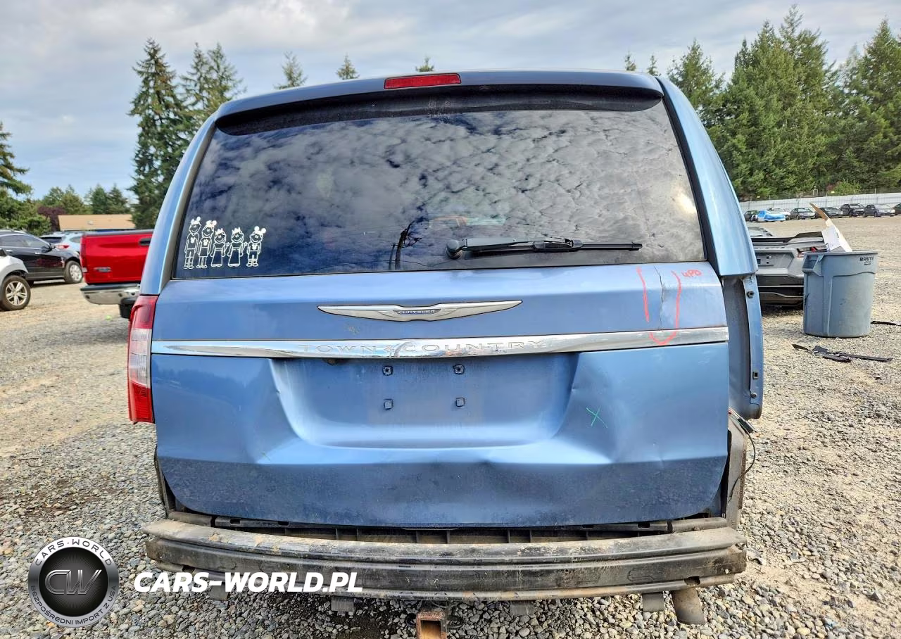 2011 Chrysler Town & Country Touring VIN:2A4RR5DGXBR716490 - 6