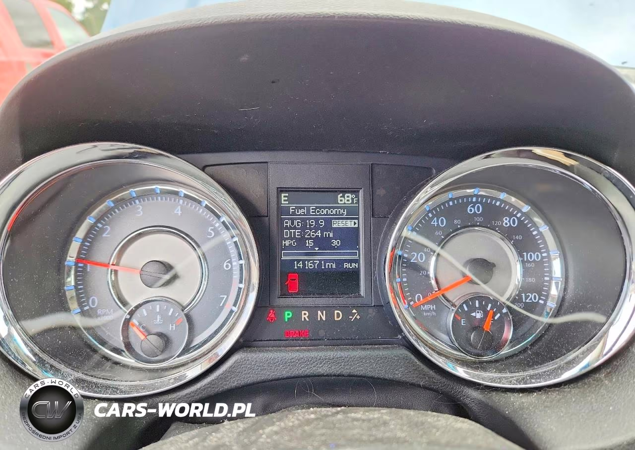 2011 Chrysler Town & Country Touring VIN:2A4RR5DGXBR716490 - 9