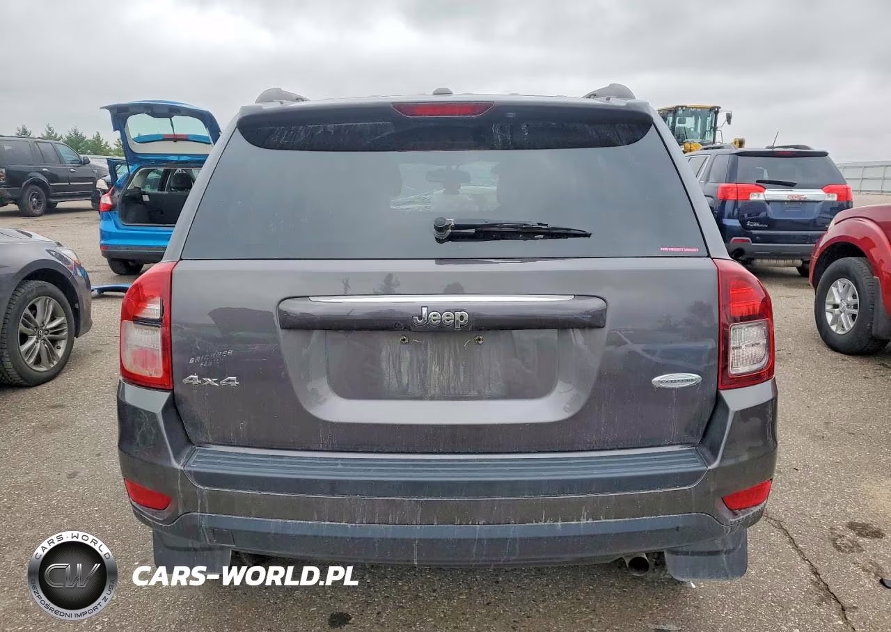 2015 Jeep Compass Latitude VIN:1C4NJDEB4FD333680 - 6