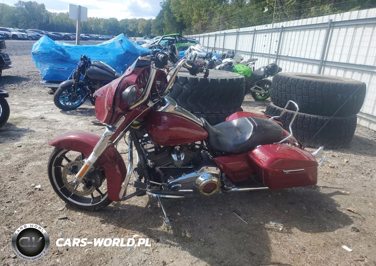 2020 Harley-Davidson Flhx VIN:1HD1KBC1XLB635944 - 3