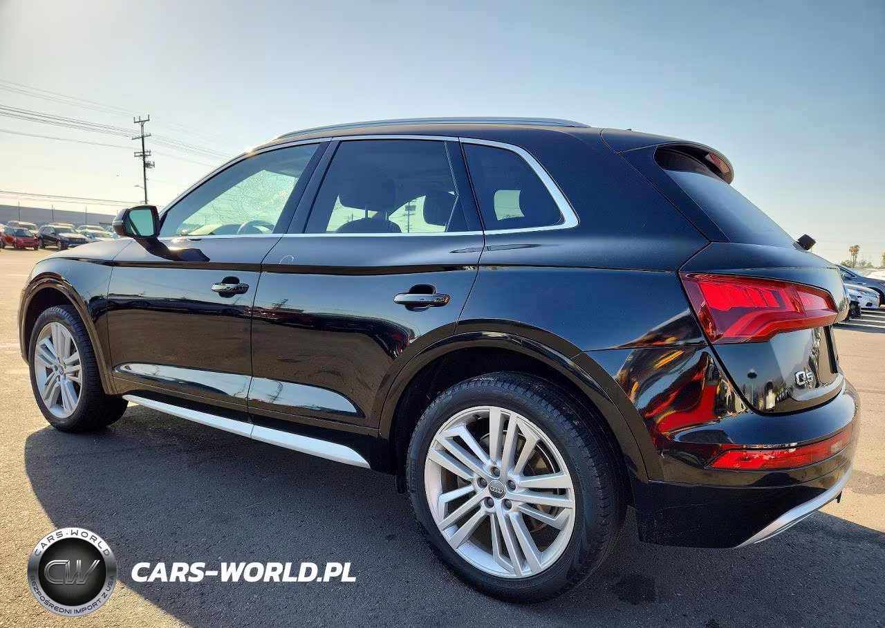 2019 Audi Q5 Premium Plus VIN:WA1BNAFY7K2018087 - 2