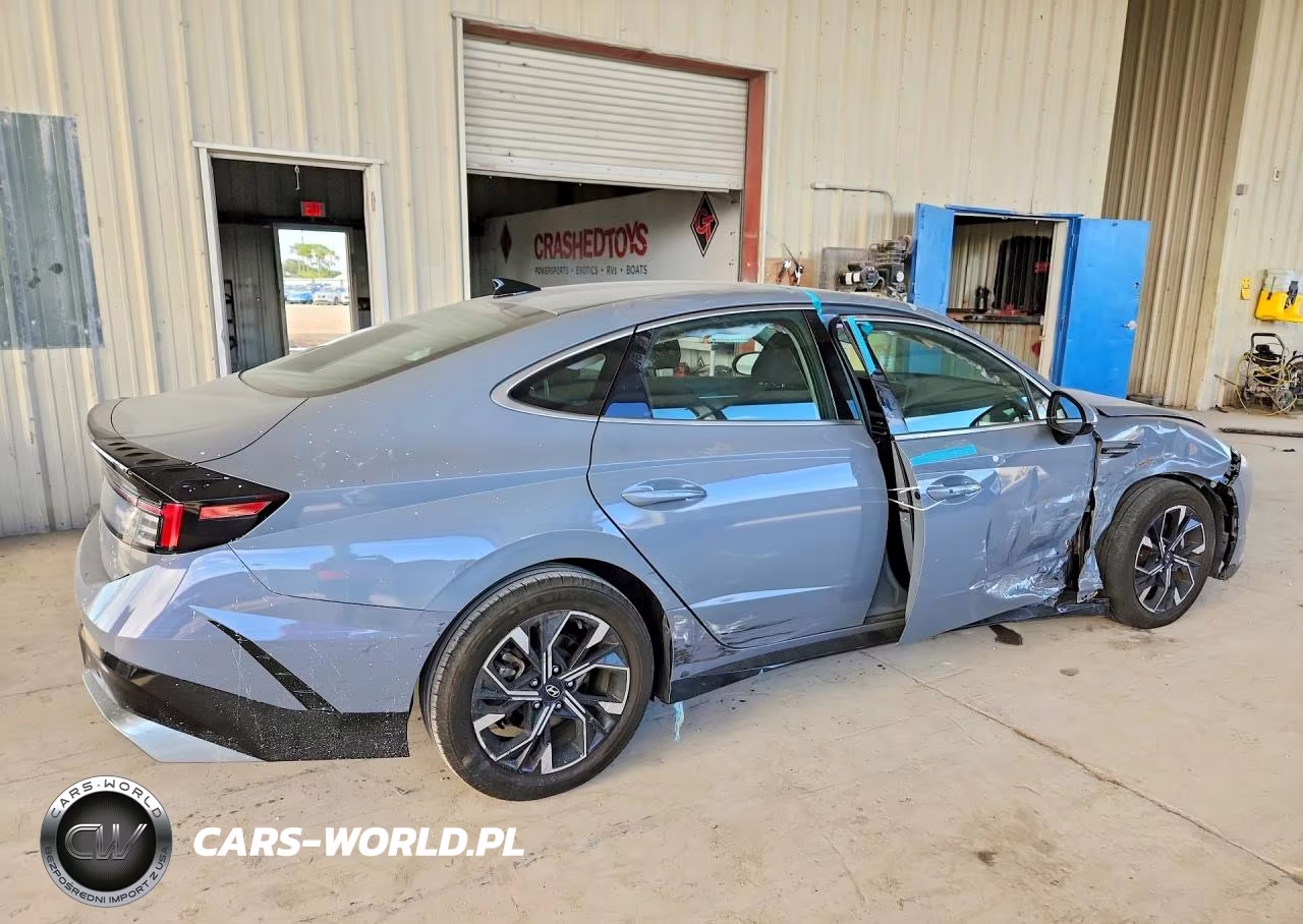 2025 Hyundai Sonata Sel VIN:KMHL64JA5SA436636 - 3