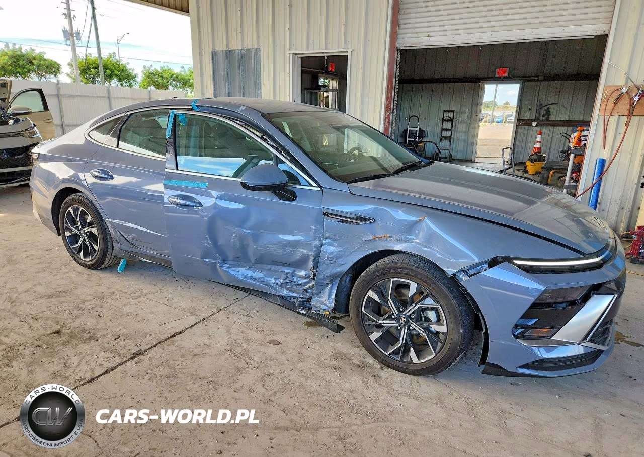 2025 Hyundai Sonata Sel VIN:KMHL64JA5SA436636 - 4