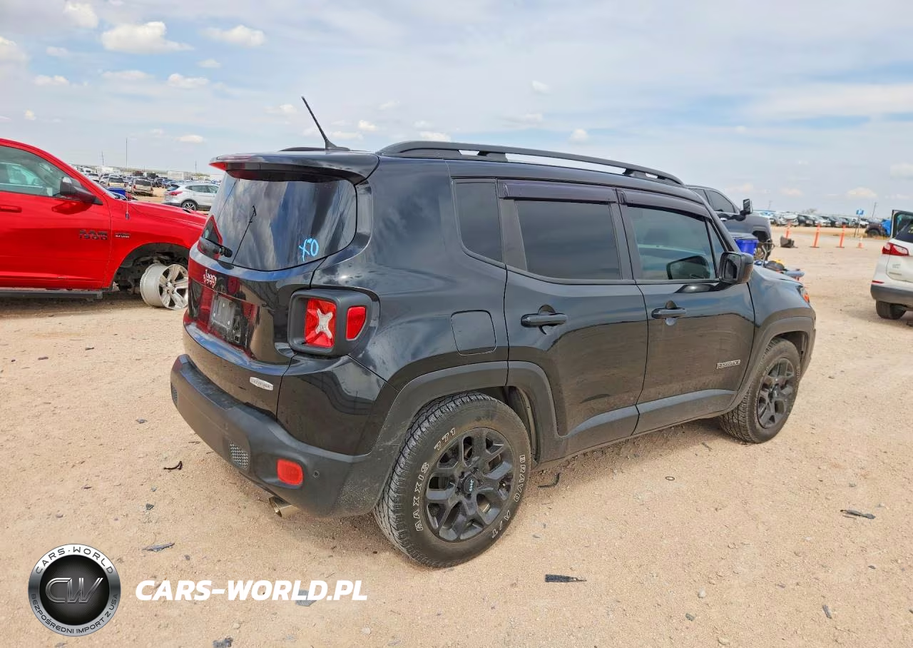 2016 Jeep Renegade Latitude VIN:ZACCJABT6GPD48591 - 3