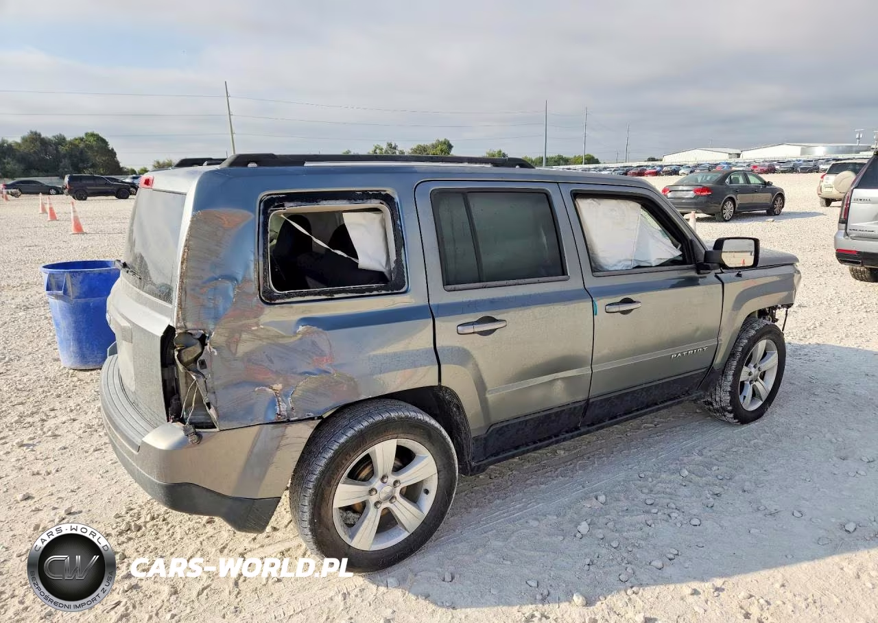 2014 Jeep Patriot Sport VIN:1C4NJPBB2ED550018 - 3