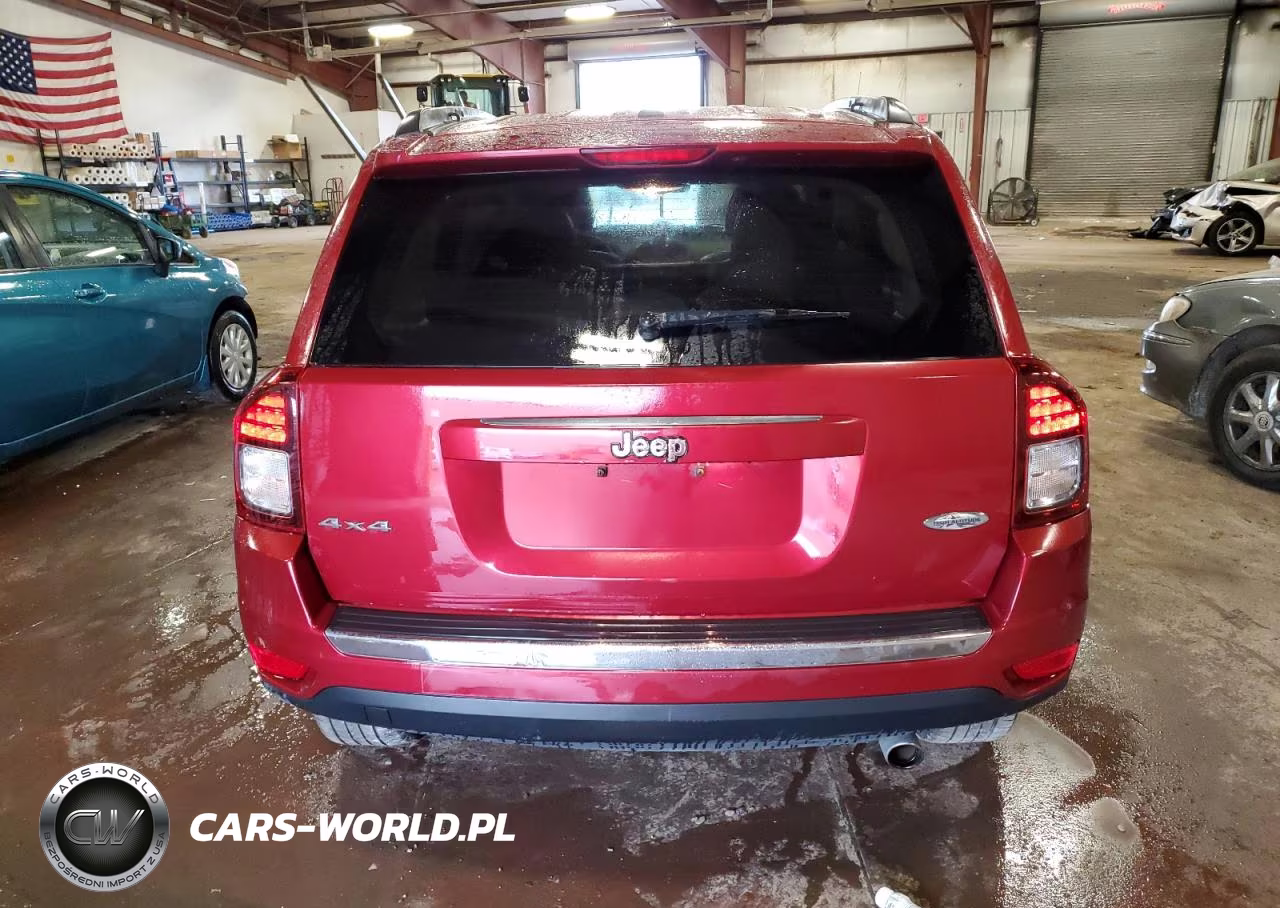 2016 Jeep Compass Latitude VIN:1C4NJDEB9GD768910 - 6