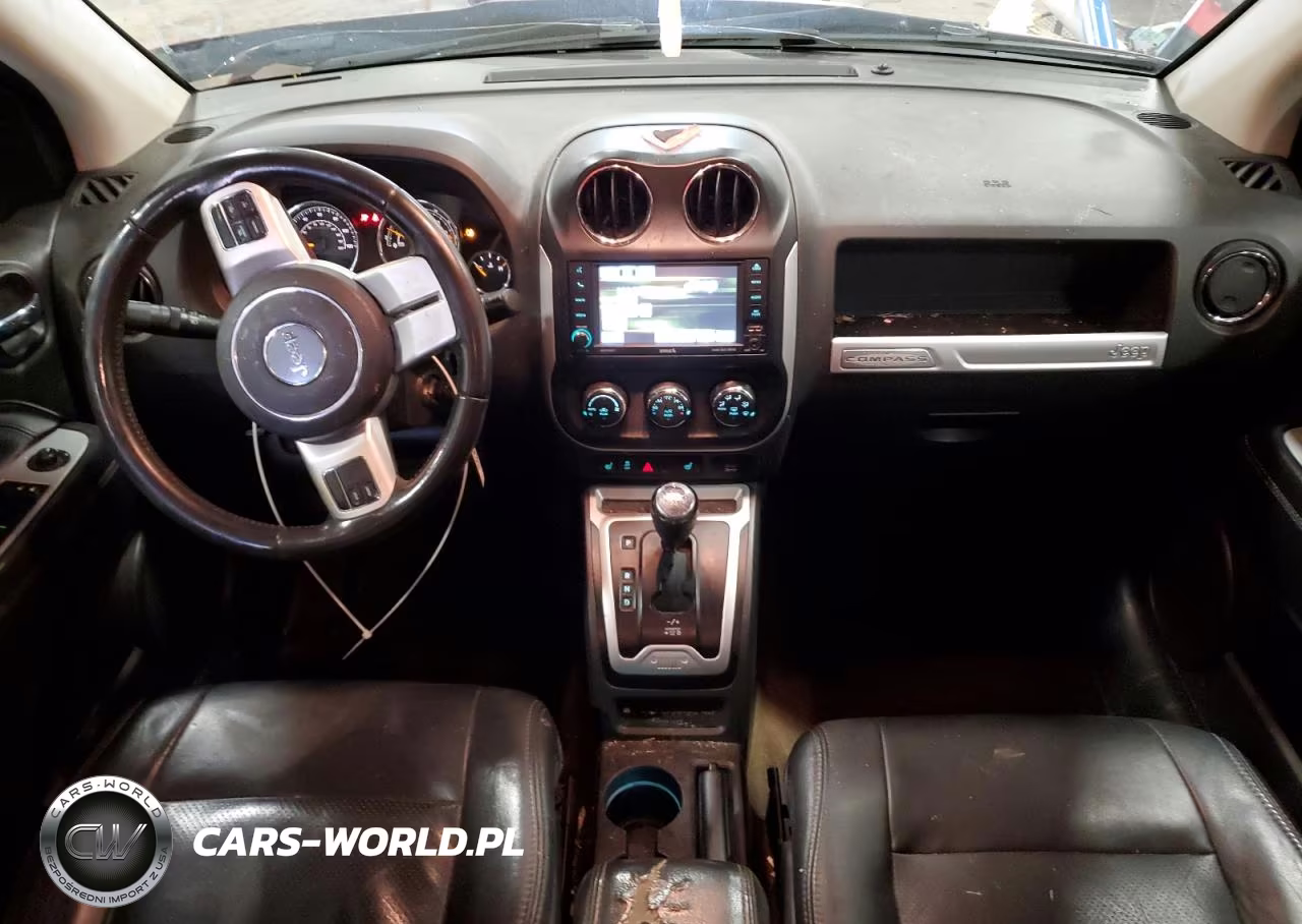 2016 Jeep Compass Latitude VIN:1C4NJDEB9GD768910 - 8