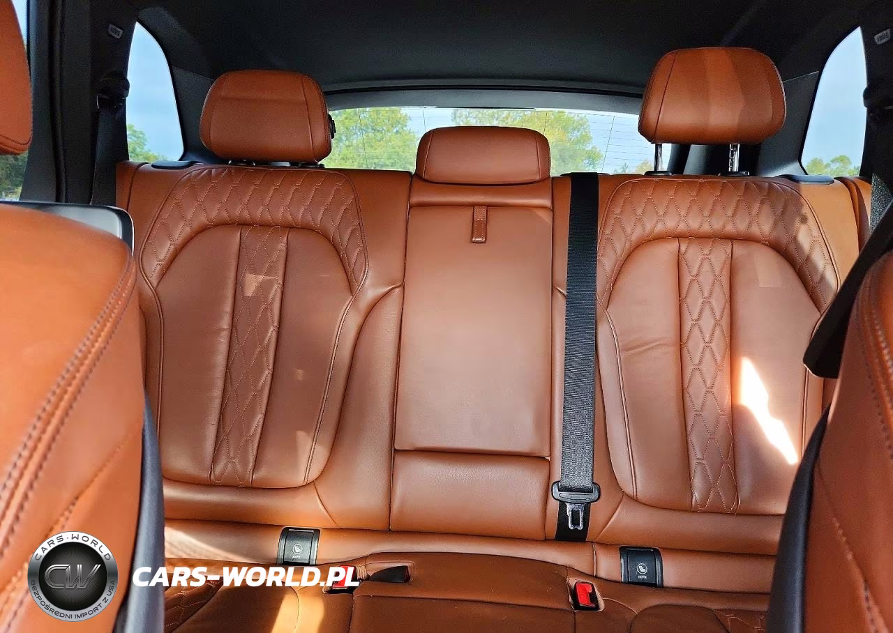 2019 BMW X5 xDrive50I VIN:5UXJU2C53KLN65578 - 10