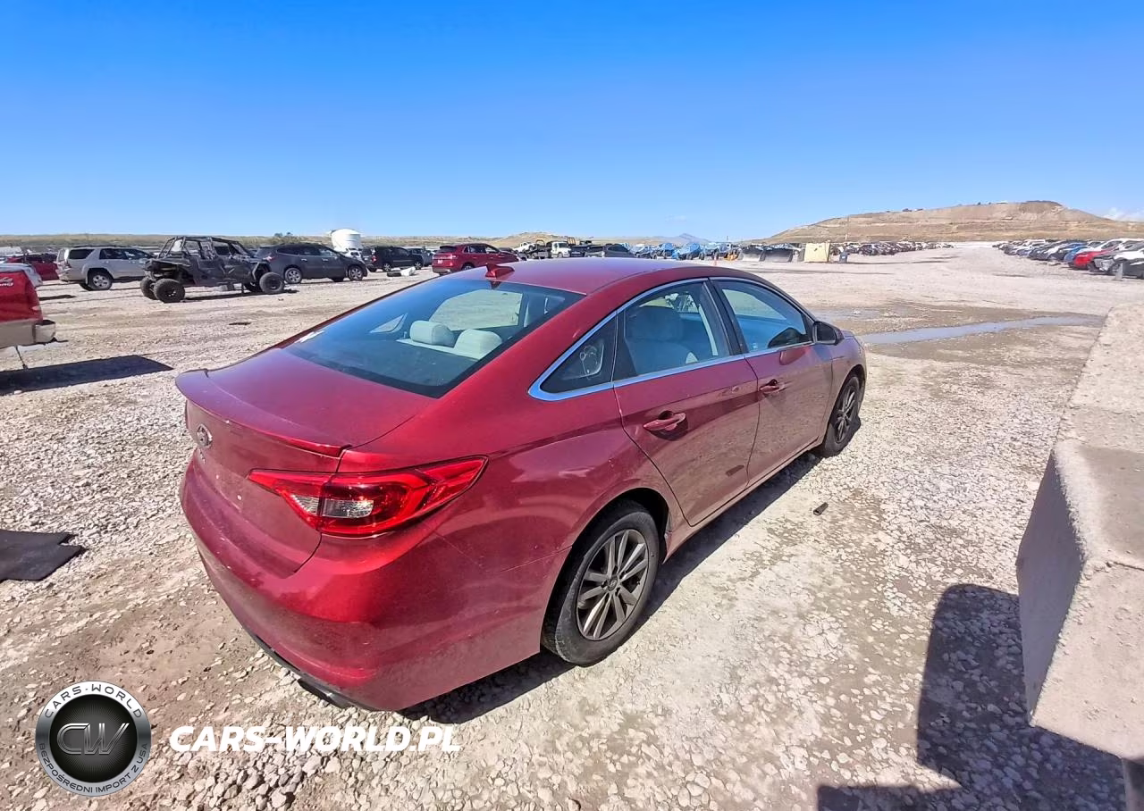 2016 Hyundai Sonata Se VIN:5NPE24AF4GH270257 - 3