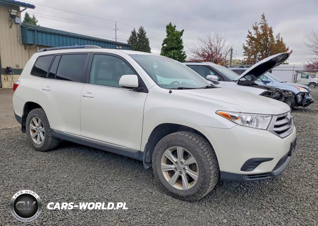 2012 Toyota Highlander Base VIN:5TDBK3EH0CS100197 - 4