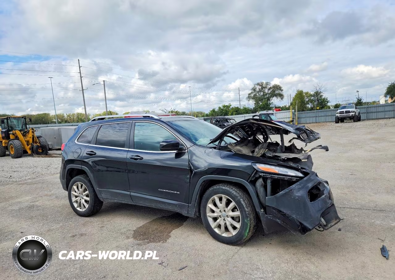 2015 Jeep Cherokee Limited VIN:1C4PJMDS4FW569728 - 4