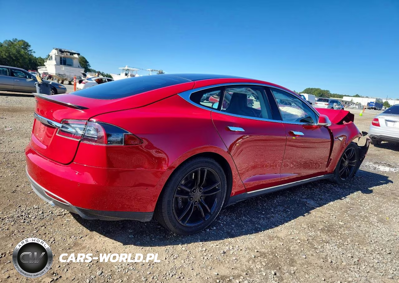2016 Tesla Model S VIN:5YJSA1E22GF130654 - 3