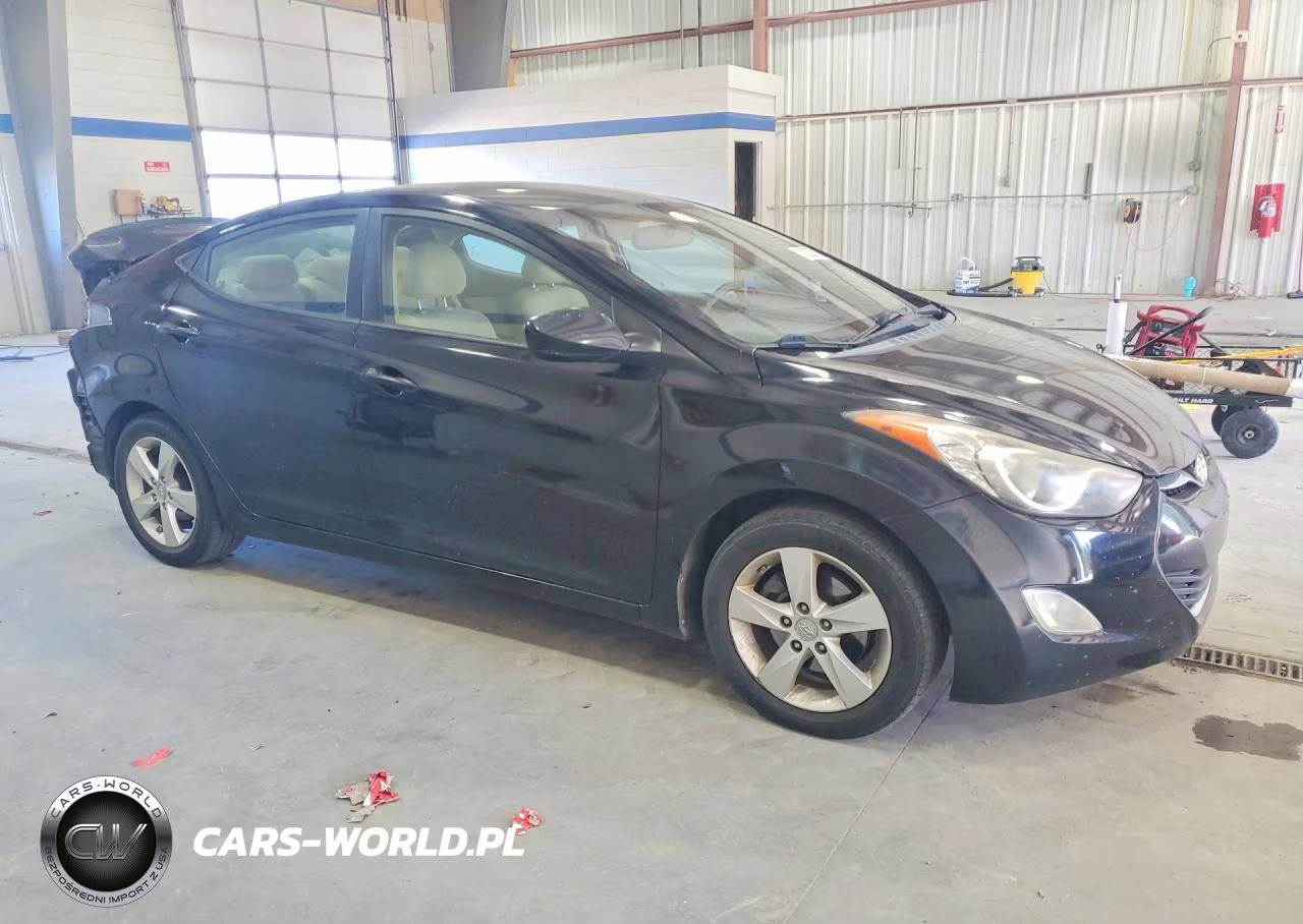 2012 Hyundai Elantra Gls VIN:KMHDH4AE6CU451177 - 4