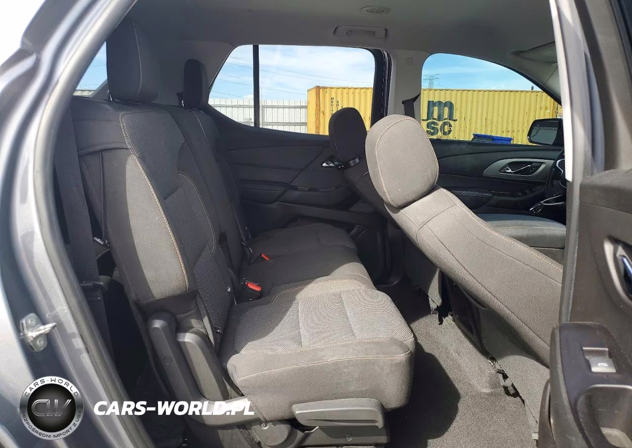 2018 Chevrolet Traverse Lt VIN:1GNERGKW0JJ186079 - 11