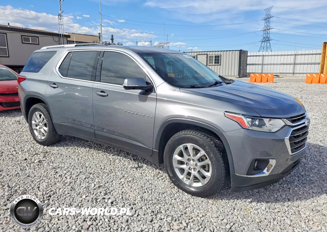 2018 Chevrolet Traverse Lt VIN:1GNERGKW0JJ186079 - 4