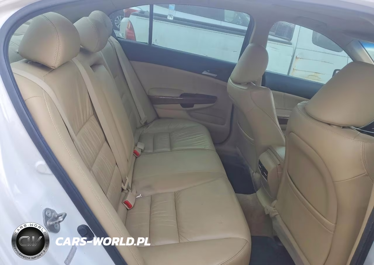 2011 Honda Accord Exl VIN:1HGCP2F83BA054117 - 10