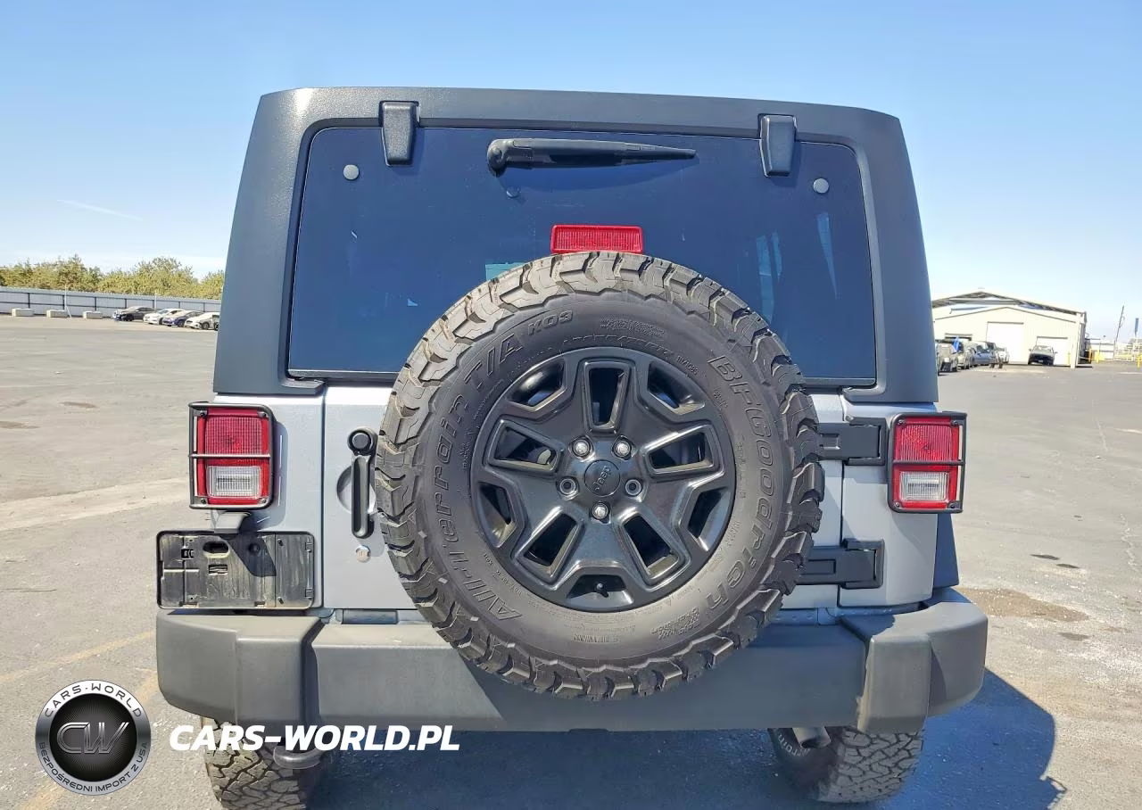 2014 Jeep Wrangler Unlimited Sport VIN:1C4BJWDG6EL119967 - 6