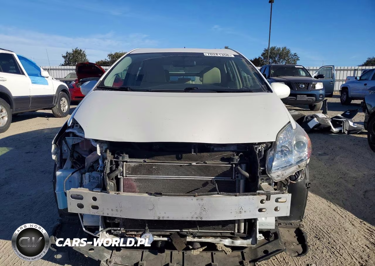 2014 Toyota Prius Two VIN:JTDKN3DU9E0365714 - 5